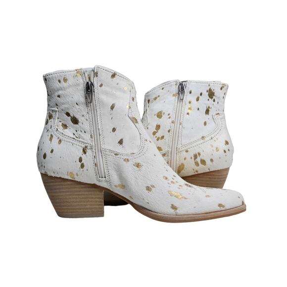 Dolce Vita Womens 8.5 Silma Bootie in Cow Hair Gold Multi NEW - Picture 6 of 12